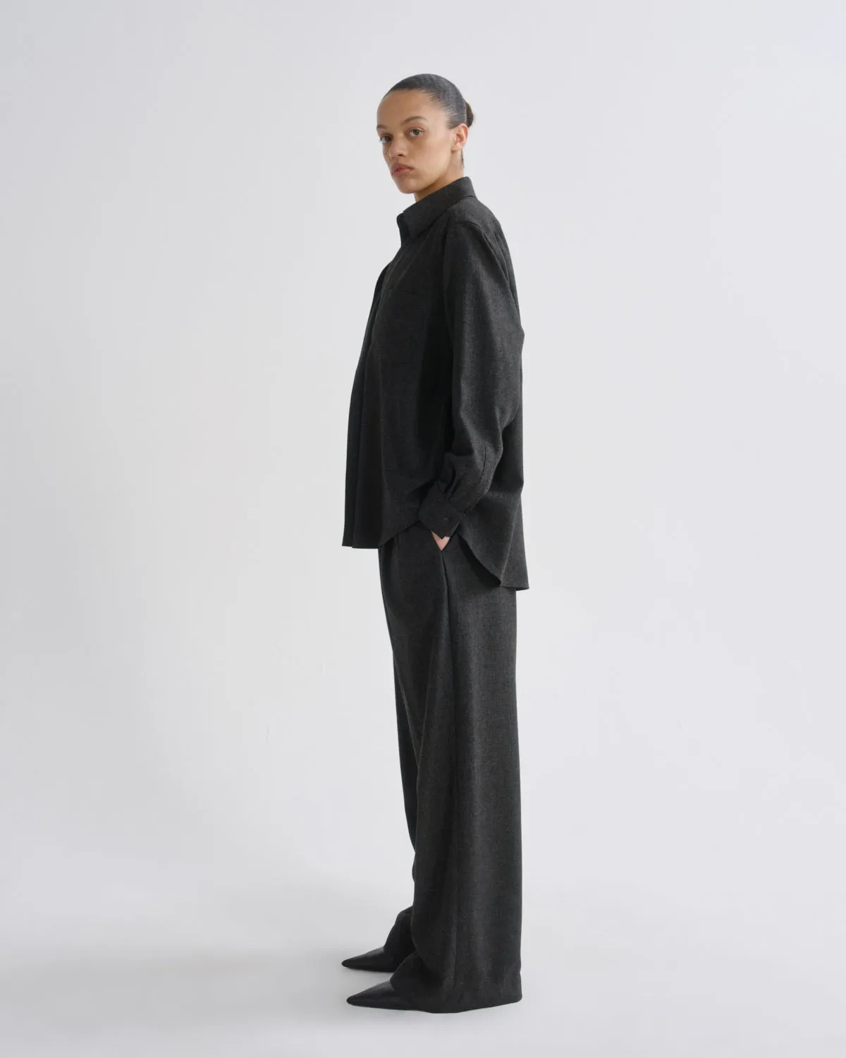 Aris Shirt (Wool) in Charcoal Heather sold by Agolde product image thumbnail 4