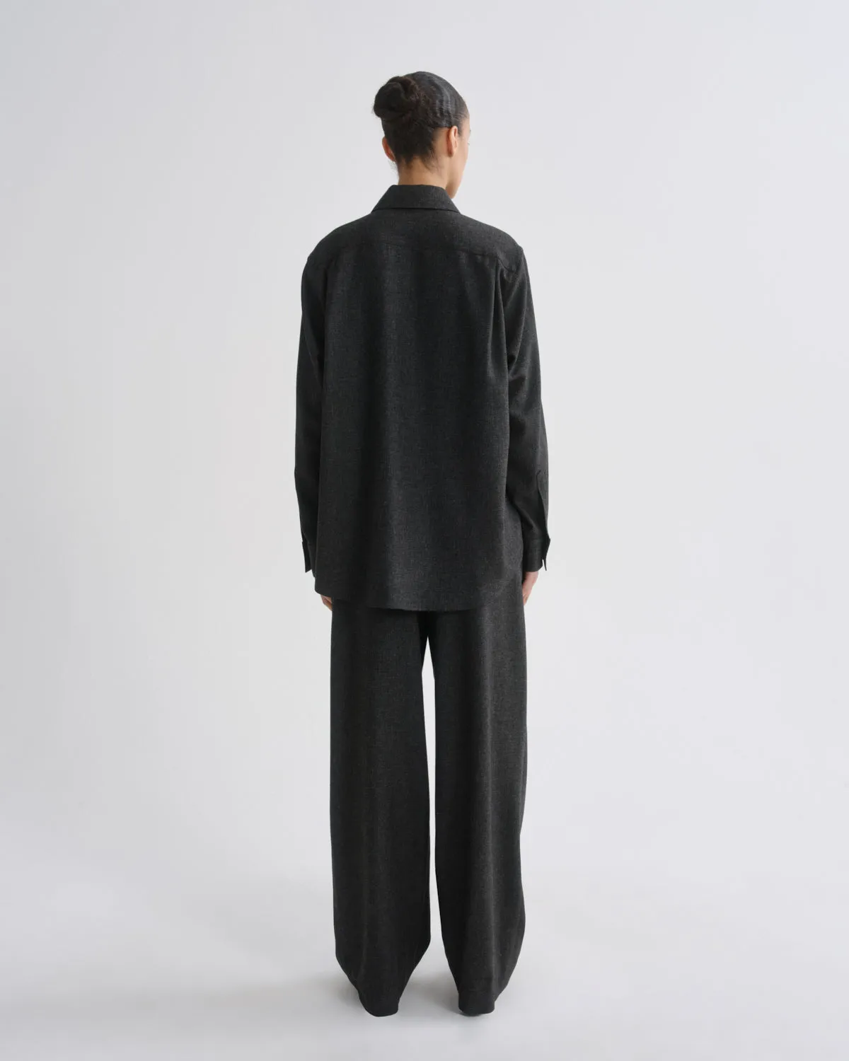 Aris Shirt (Wool) in Charcoal Heather sold by Agolde product image thumbnail 2