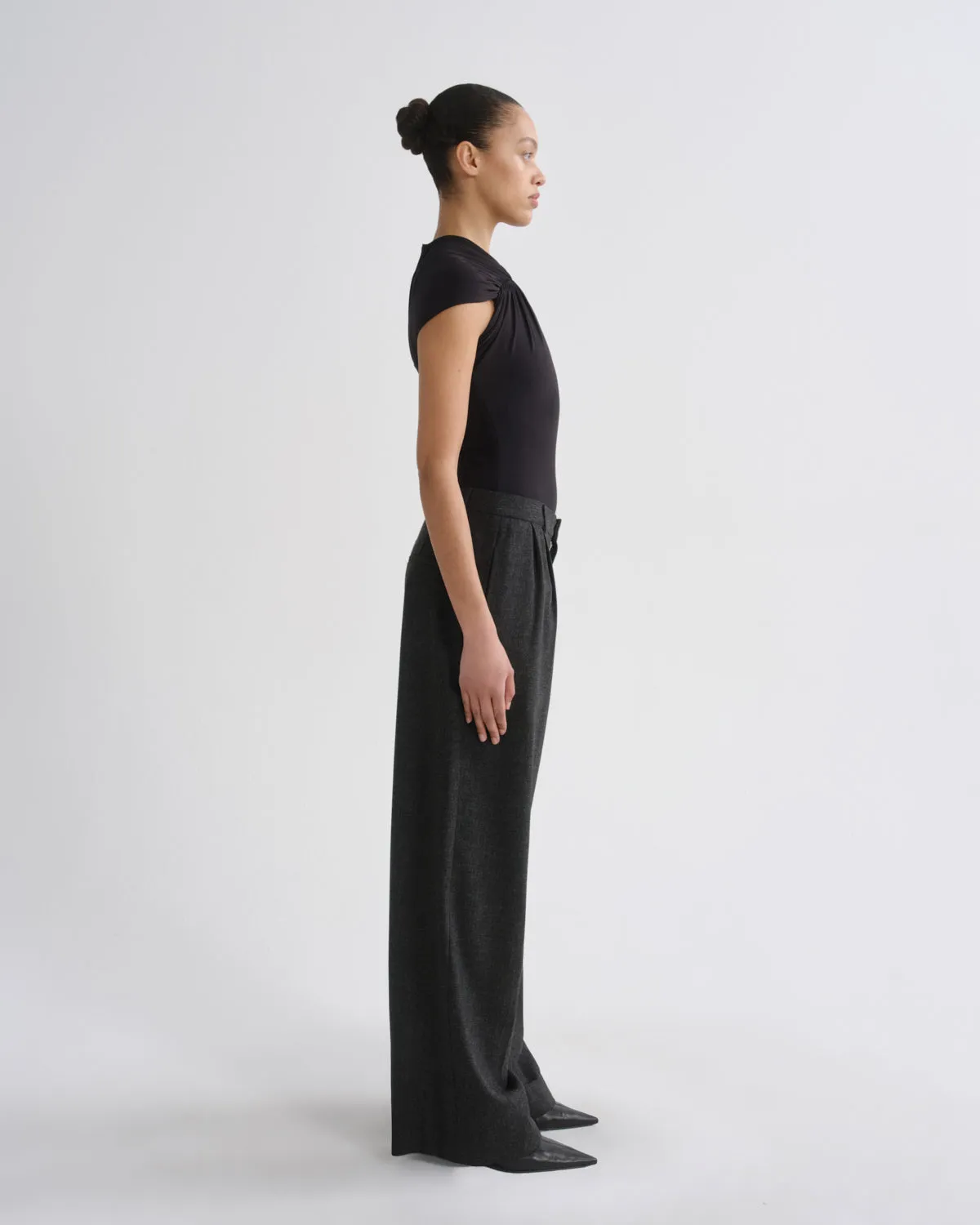 Sathia Trouser (Wool) in Charcoal Heather sold by Agolde product image thumbnail 3