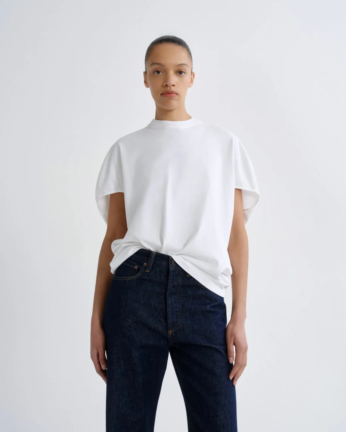 Souline T-Shirt in White sold by Agolde