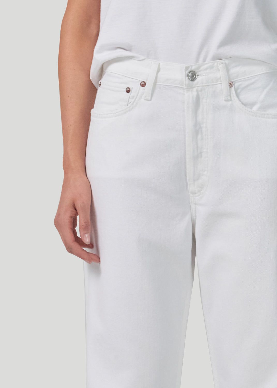 90's Crop Mid Rise Straight in Baby Powder sold by Agolde product image thumbnail 5