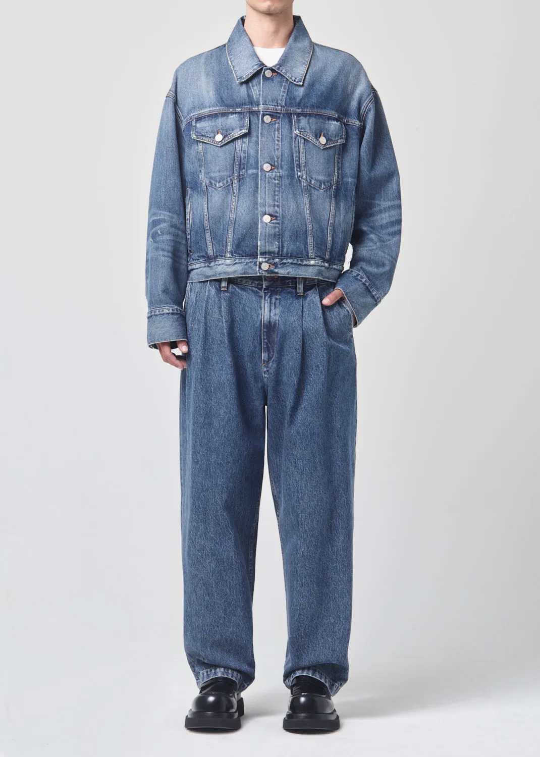 Slater Trouser in Imagine sold by Agolde product image thumbnail 3