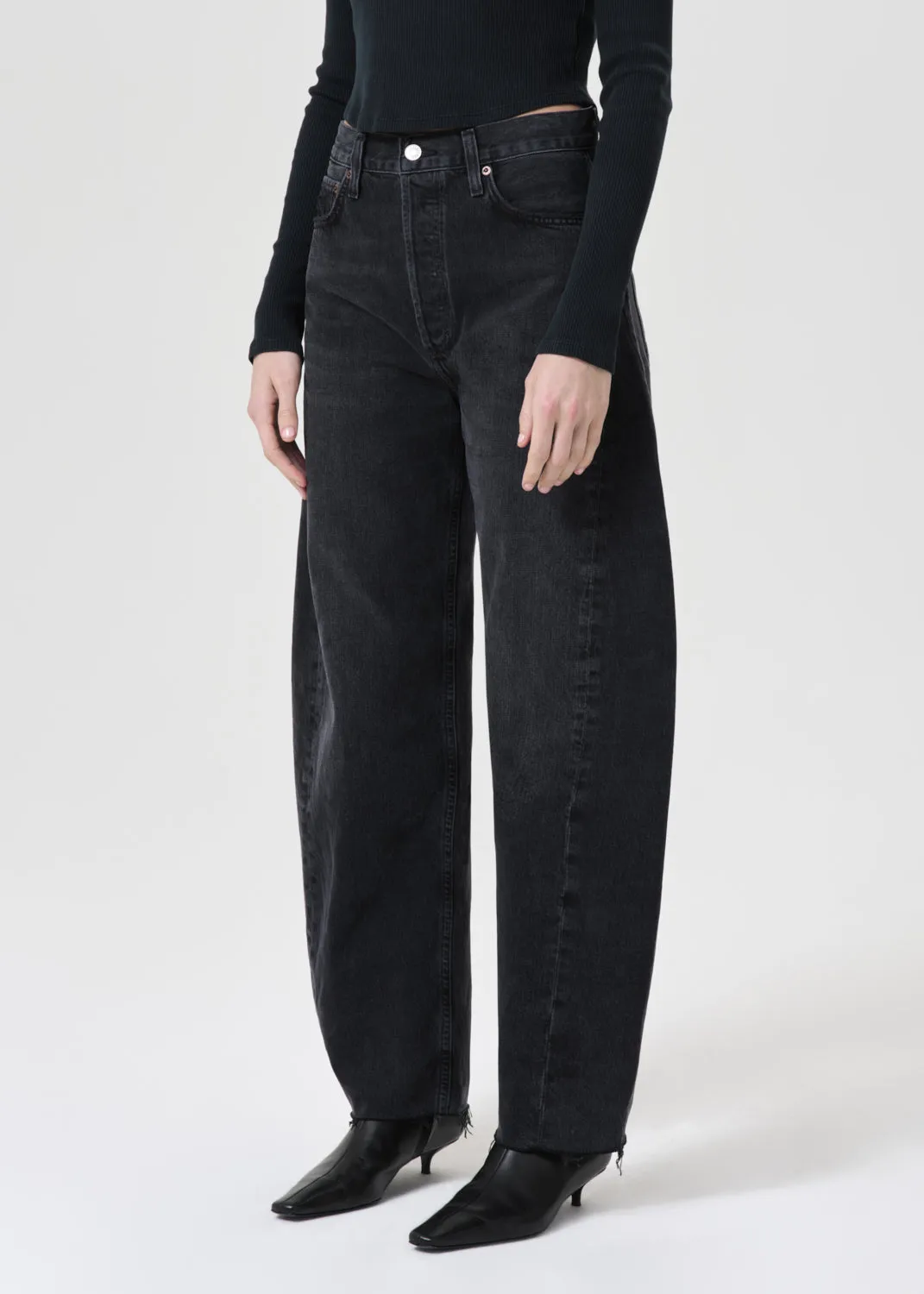 Luna High Rise Pieced Taper (Weightless) in Posses sold by Agolde product image thumbnail 4