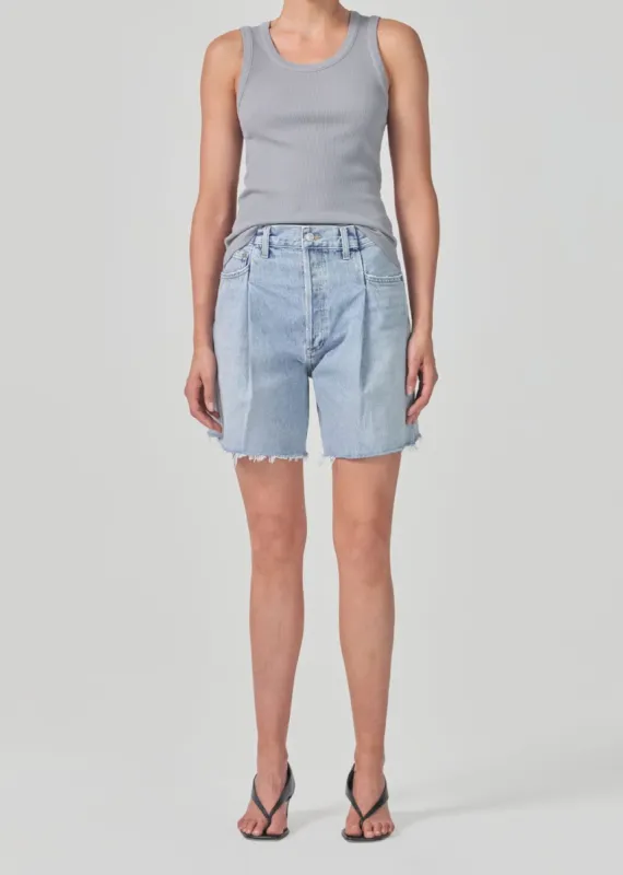 Fold Waistband Short in Sideline sold by Agolde