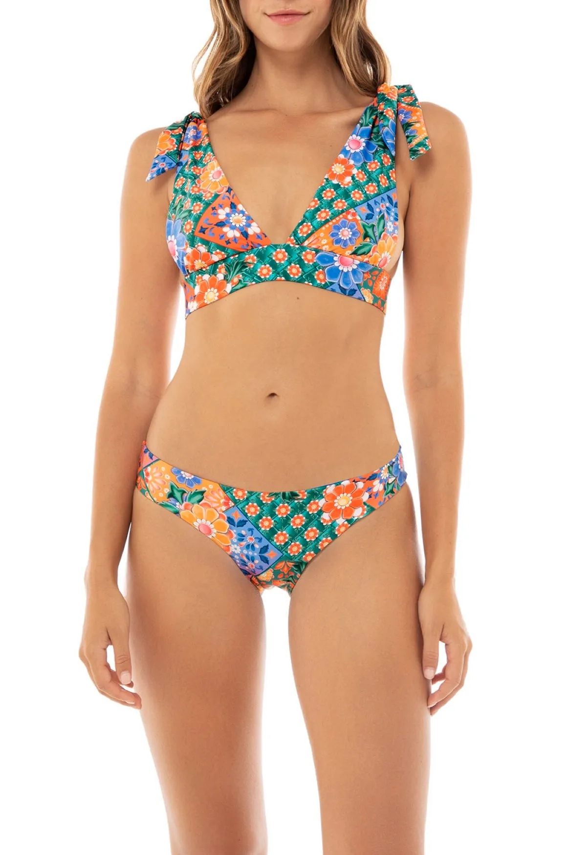 Laurie Bikini Top sold by Agua Bendita