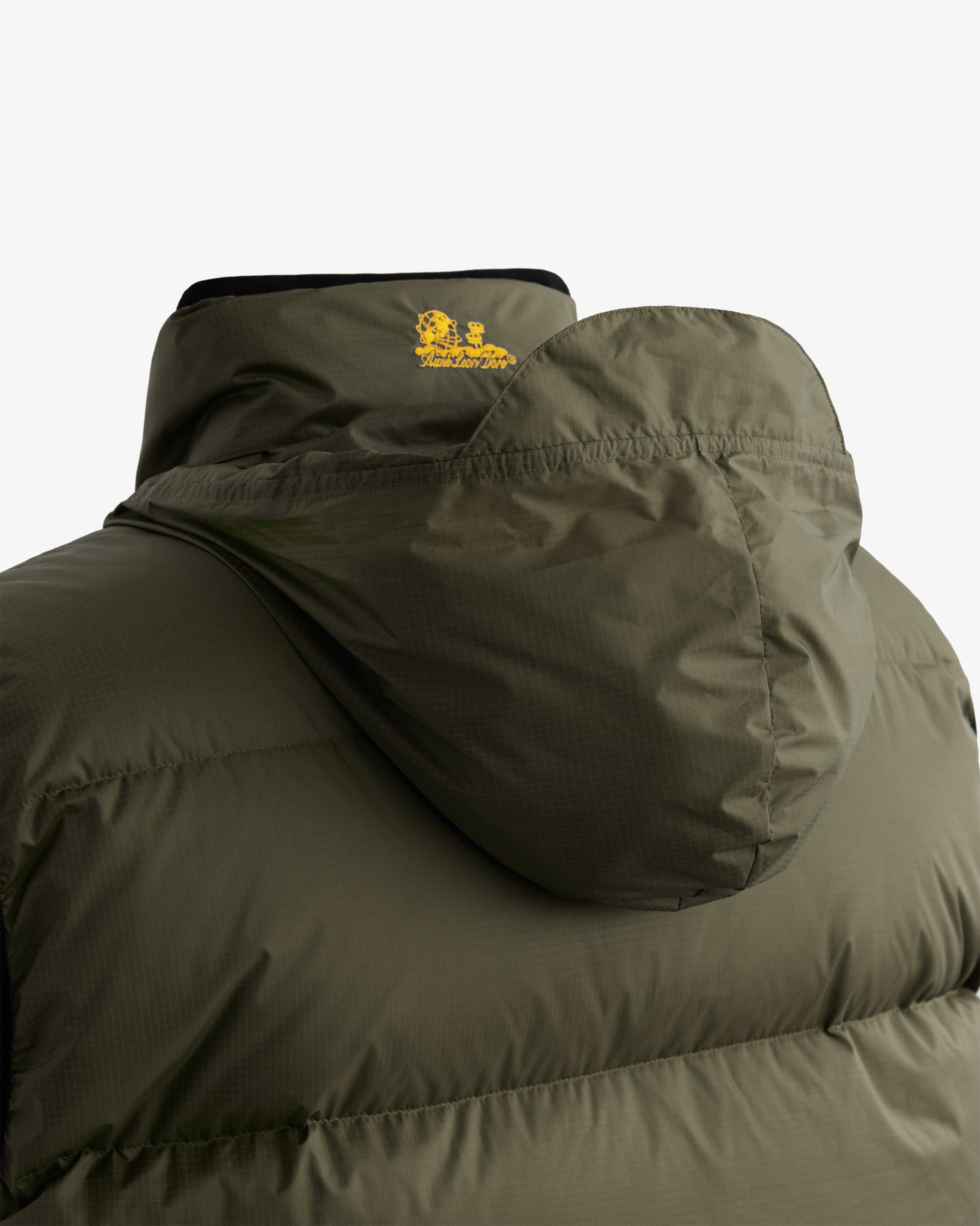 Unisphere Down Puffer Vest sold by Aime Leon Dore product image thumbnail 3