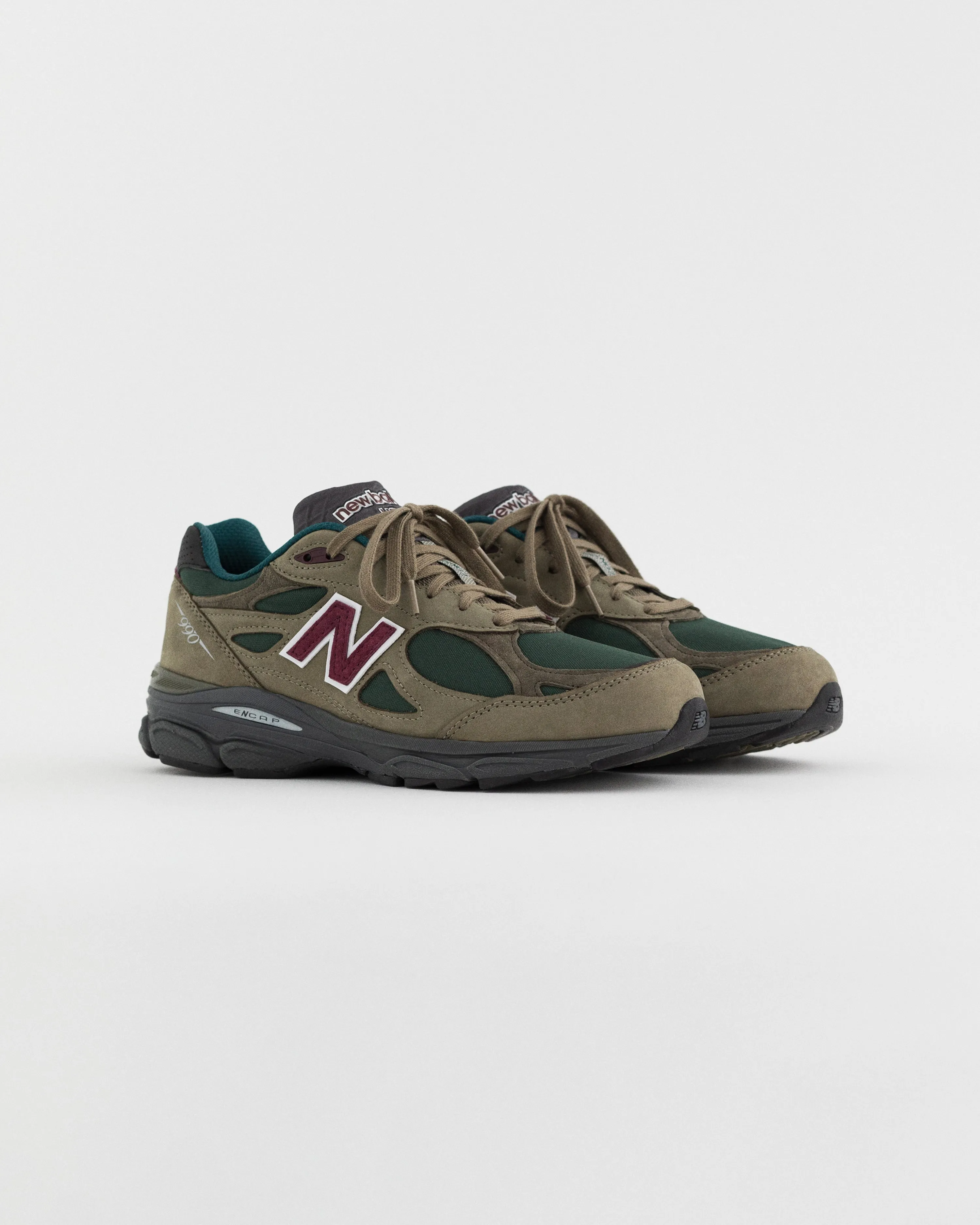 New Balance MADE in USA 990v3 sold by Aime Leon Dore product image thumbnail 2