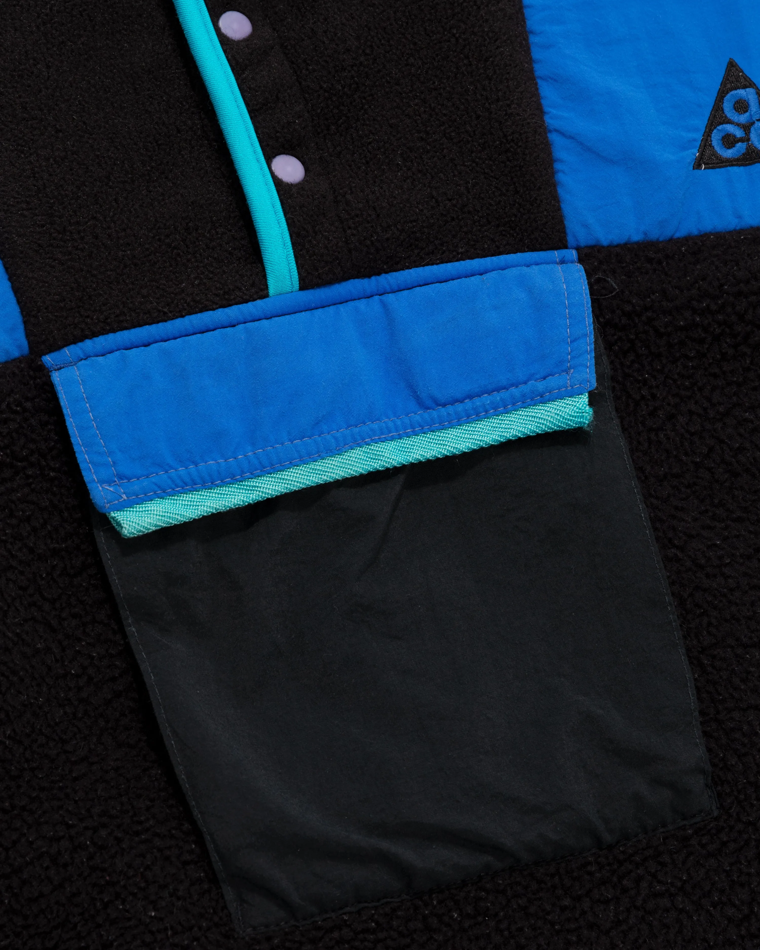 Vintage Nike ACG Devil's Tower Fleece Jacket sold by Aime Leon Dore product image thumbnail 4