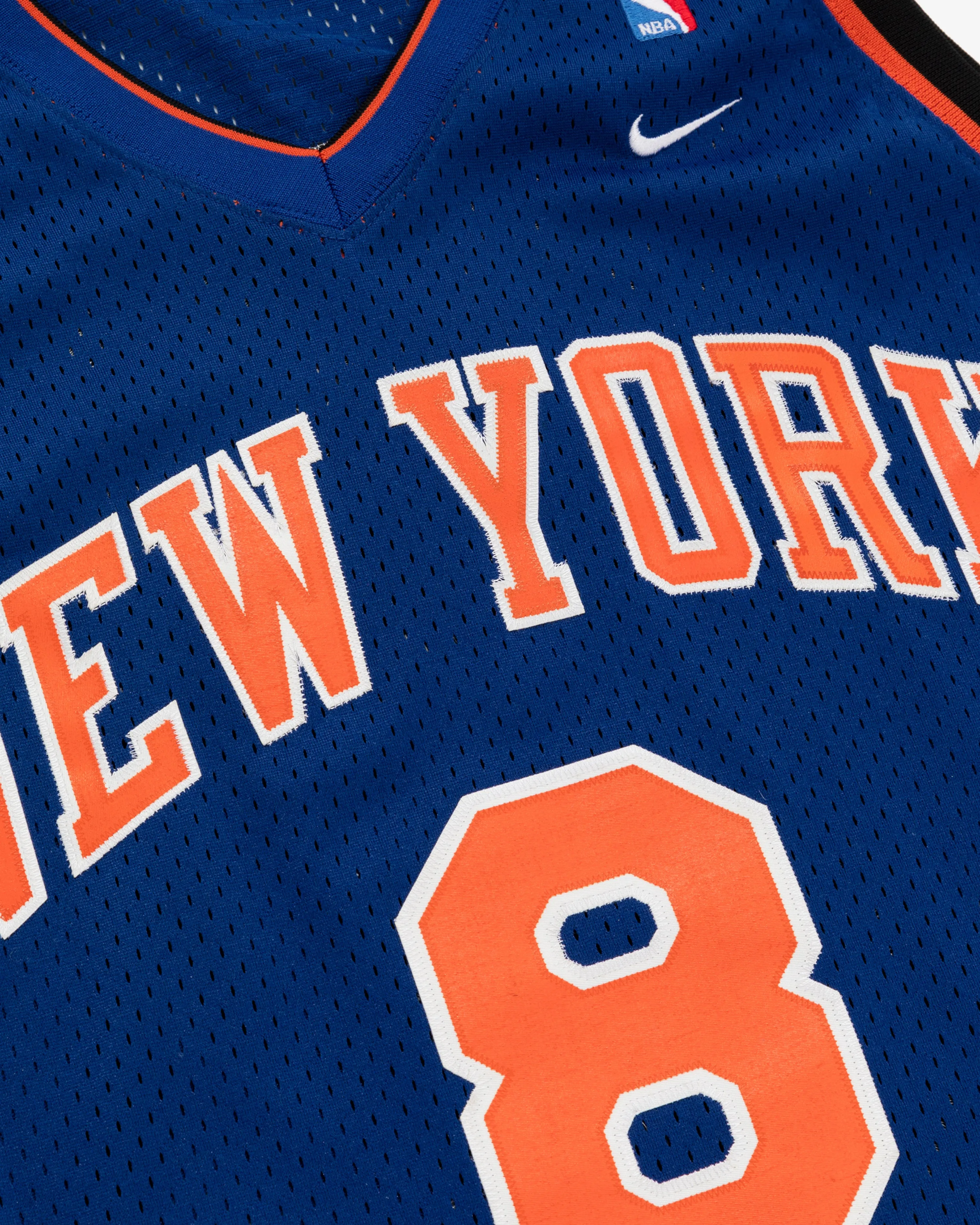 Vintage Nike New York Knicks Latrell Sprewell #8 Jersey sold by Aime Leon Dore product image thumbnail 4