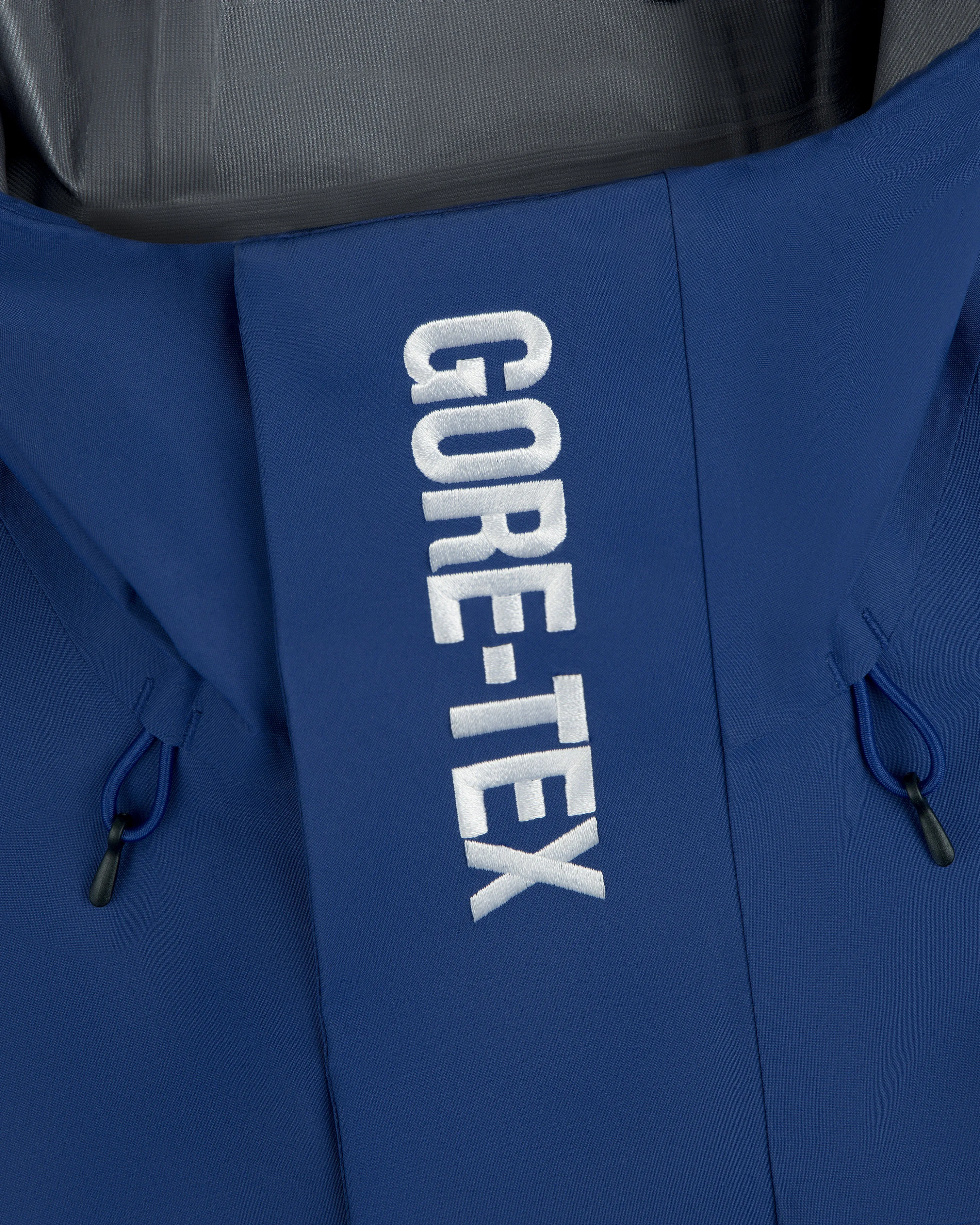 Dodgers GORE-TEX Rain Delay Jacket sold by Aime Leon Dore product image thumbnail 5