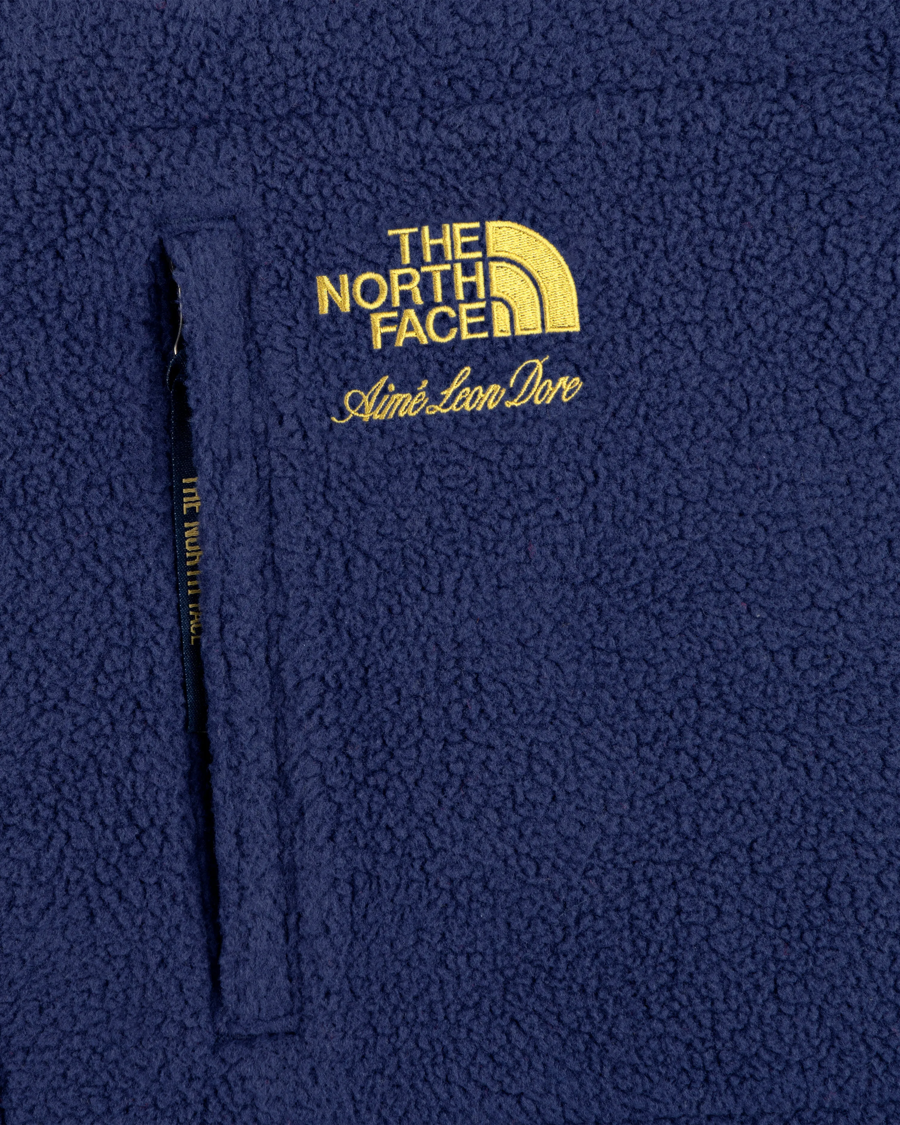 ALD / The North Face Packable Fleece Blanket sold by Aime Leon Dore product image thumbnail 3