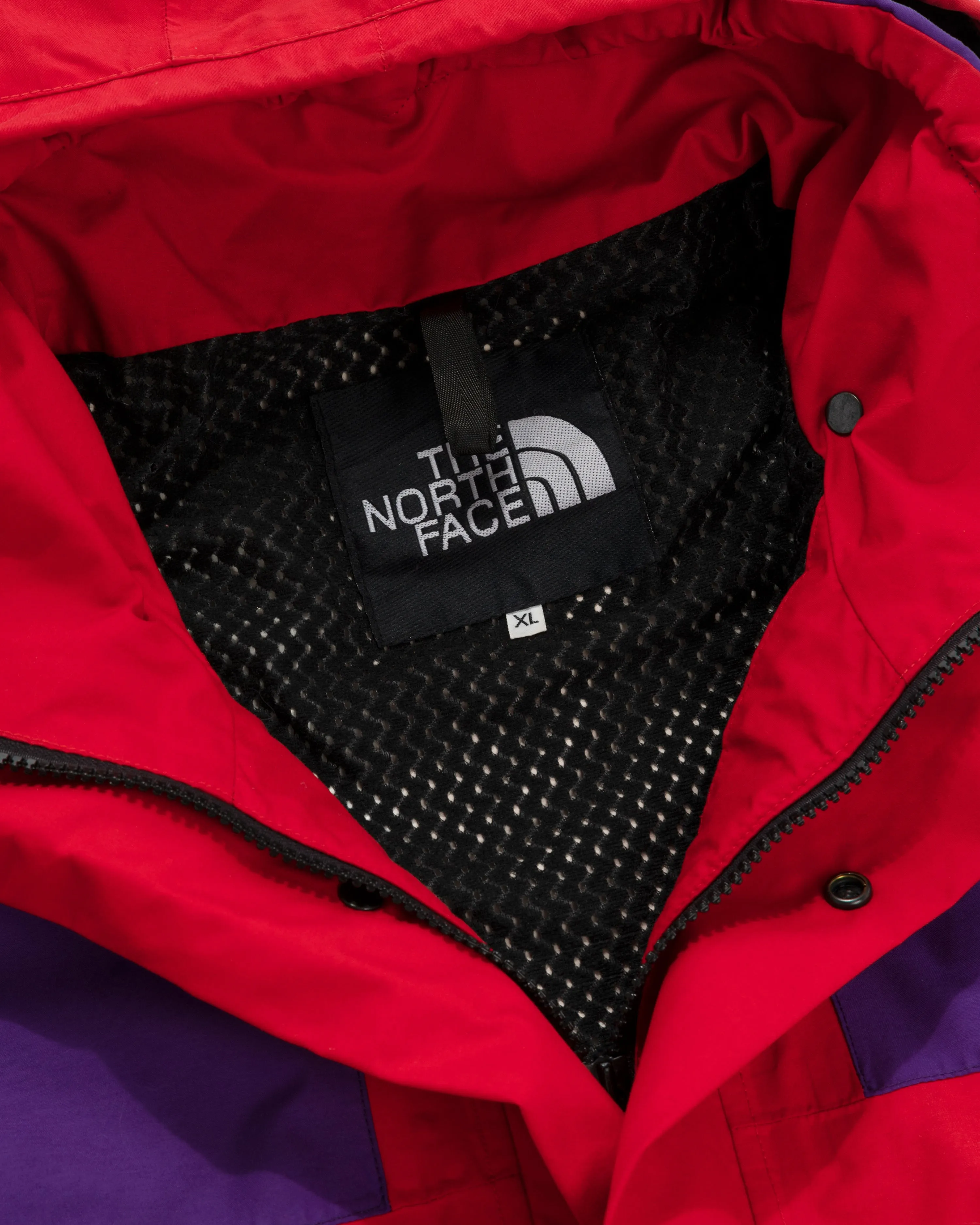 Vintage TNF Gore-Tex Mountain Ski Jacket sold by Aime Leon Dore product image thumbnail 4