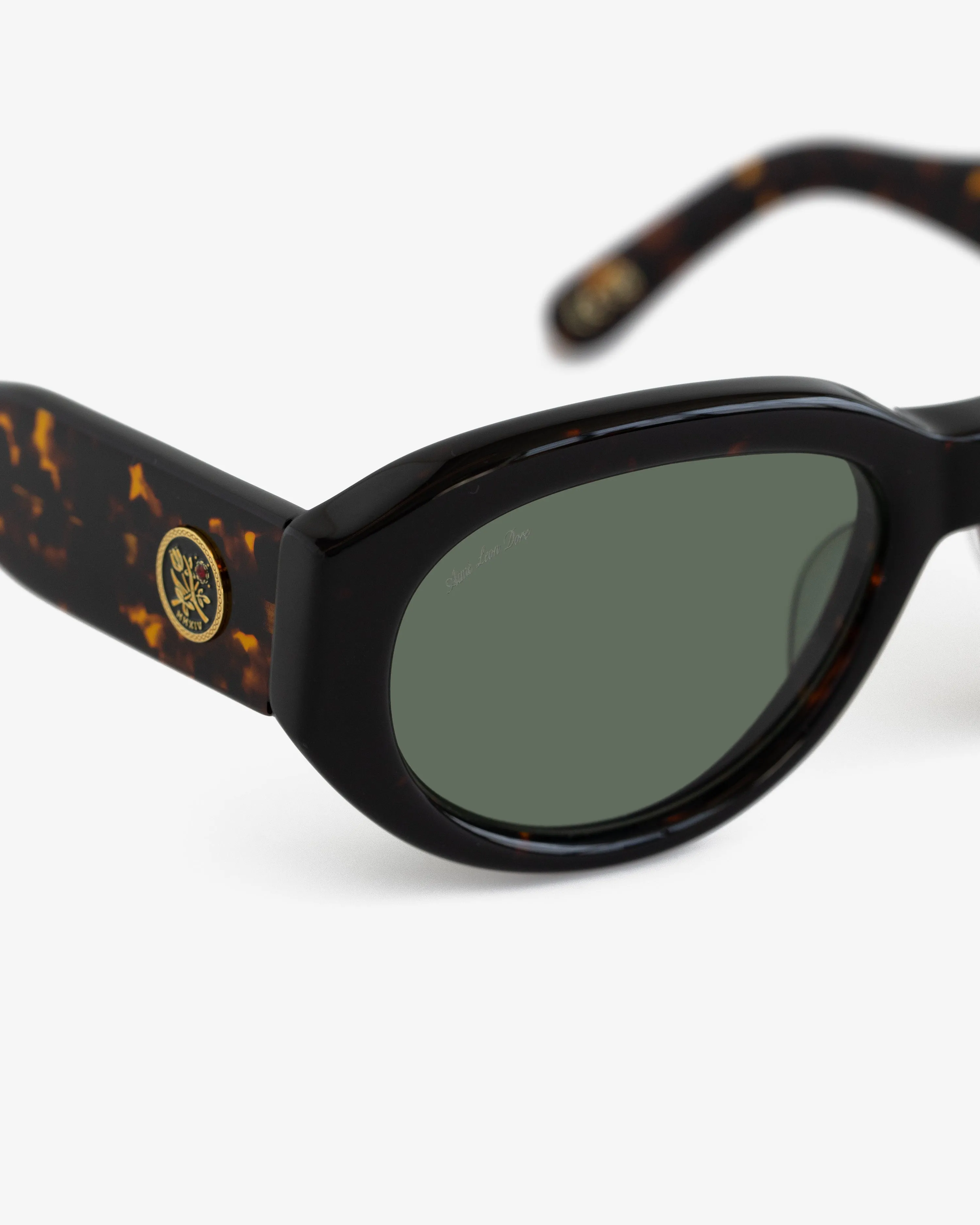 Jackie O Sunglasses sold by Aime Leon Dore product image thumbnail 4
