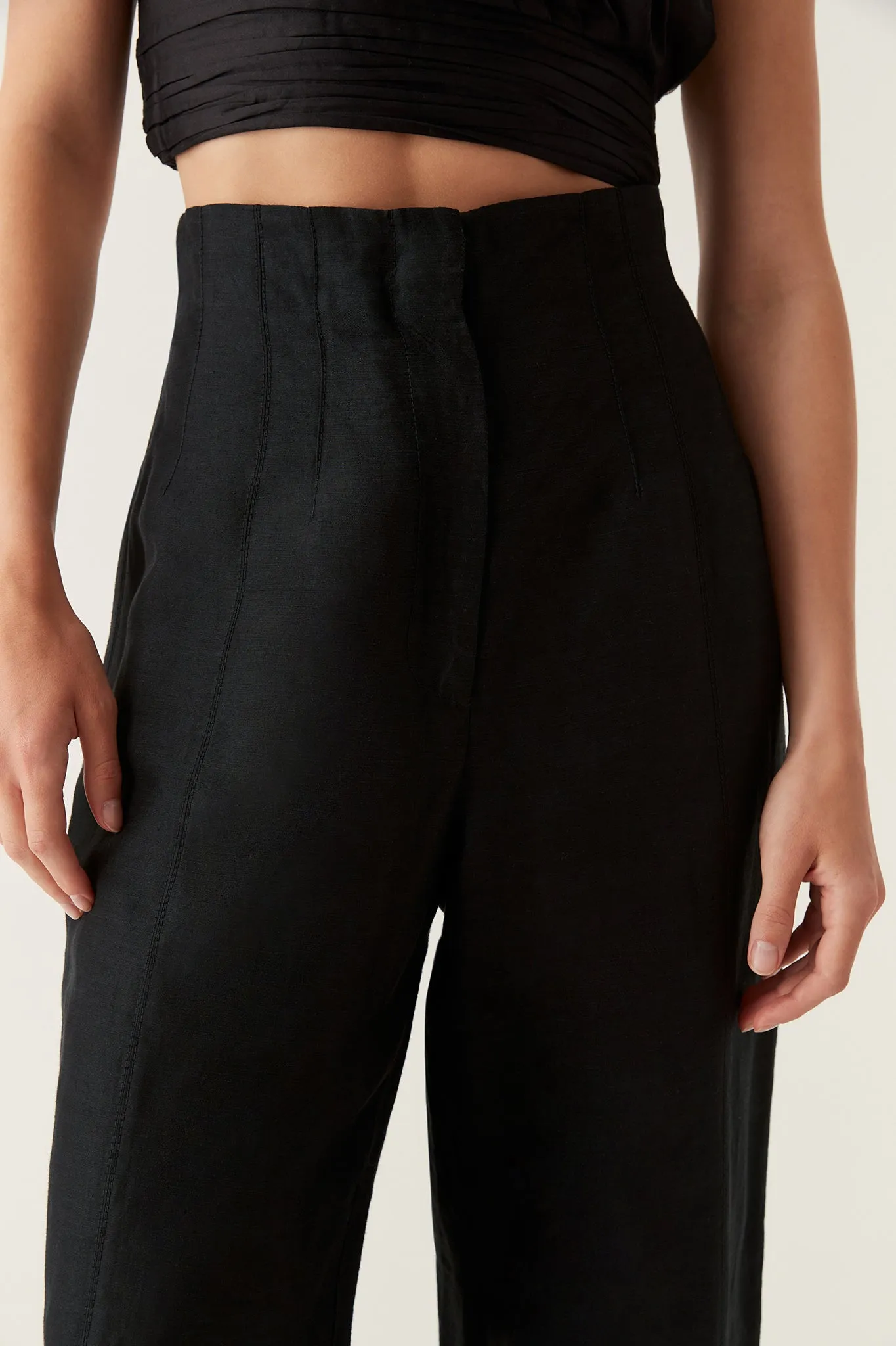 Theory Cinched Pant sold by Aje product image thumbnail 4