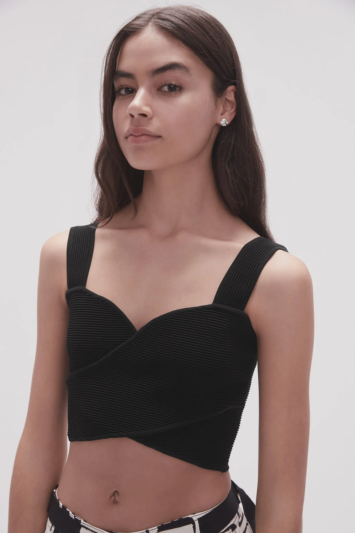 Alina Mini Clamshell Earring sold by Aje product image thumbnail 2