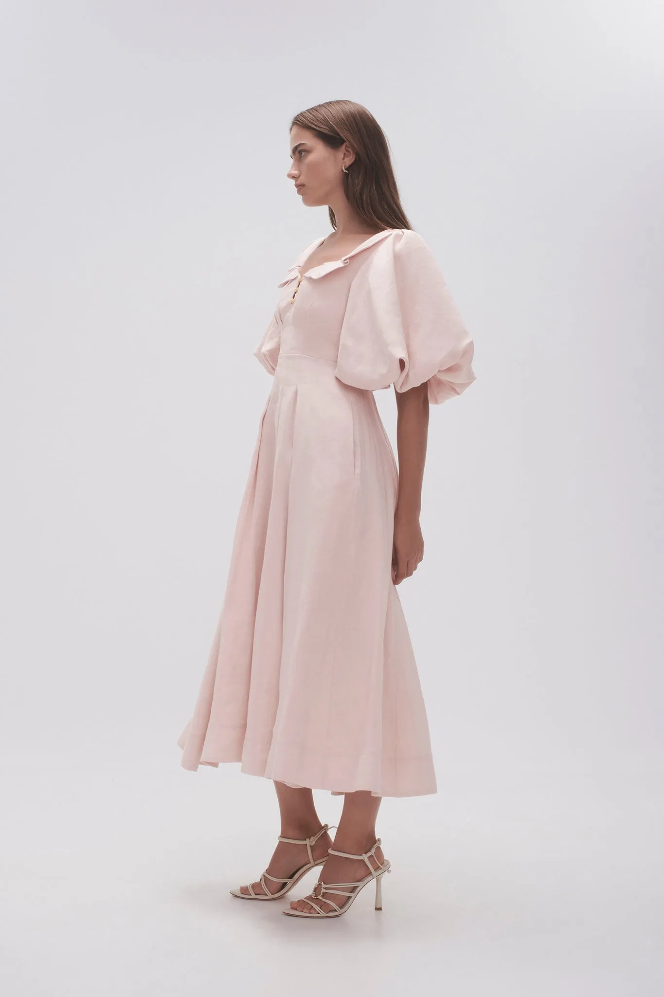 【AJE】ふんわりパフスリーブワンピJessica Frill Midi Dress Jessica Frill Midi Dress | Ivory | Aje – Aje NZ