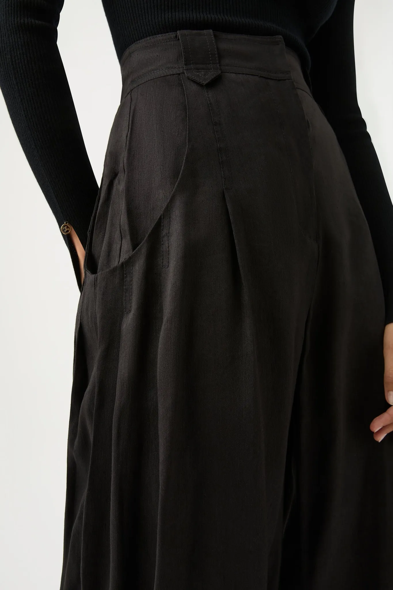 Equinox Pleated Wide Leg Pant sold by Aje product image thumbnail 4
