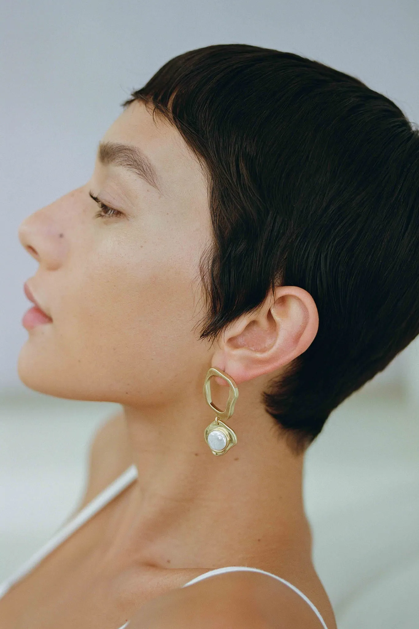 Iris Ring Pearl Drop Earring sold by Aje product image thumbnail 5