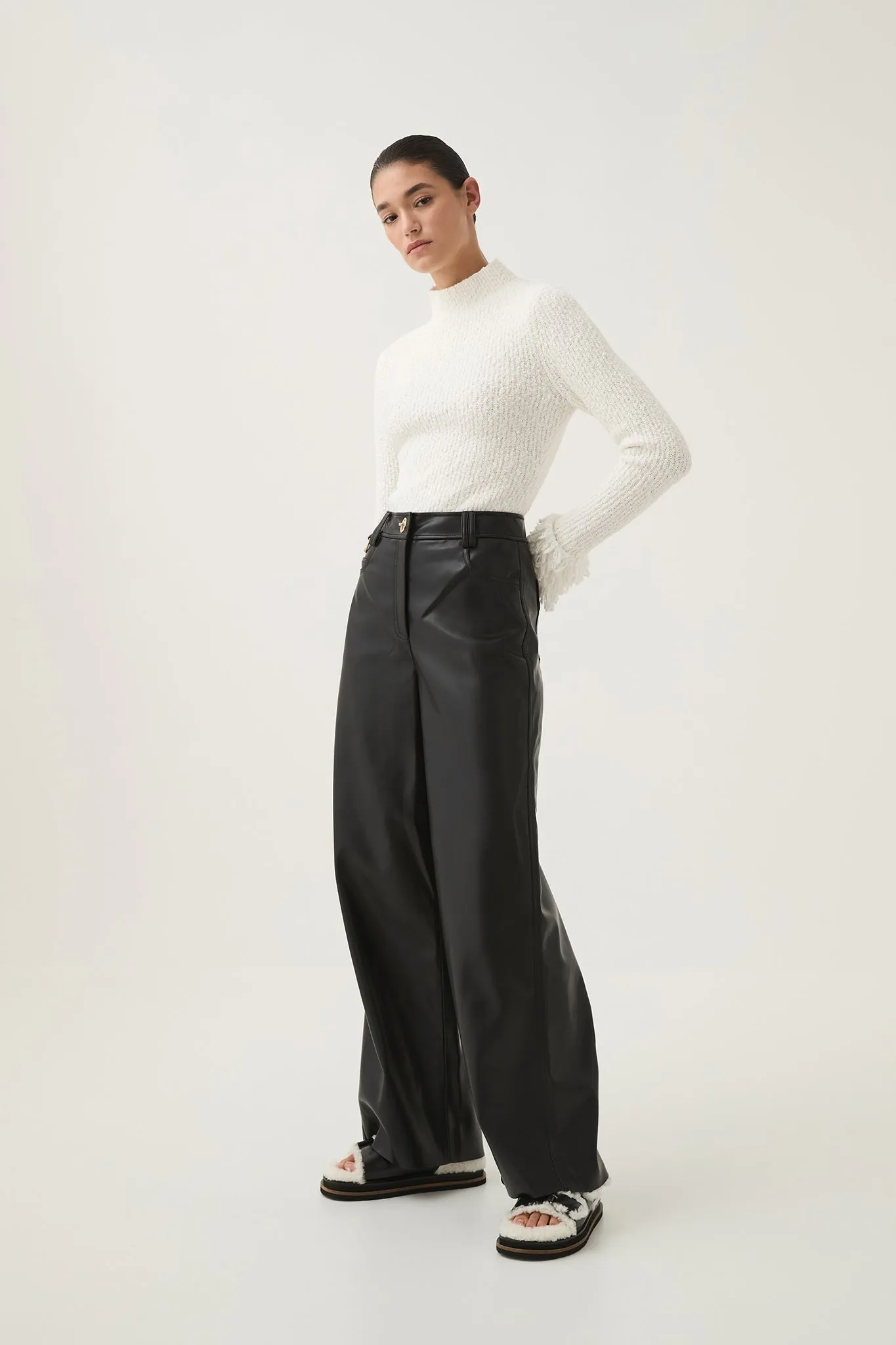 Constantina Pant sold by Aje