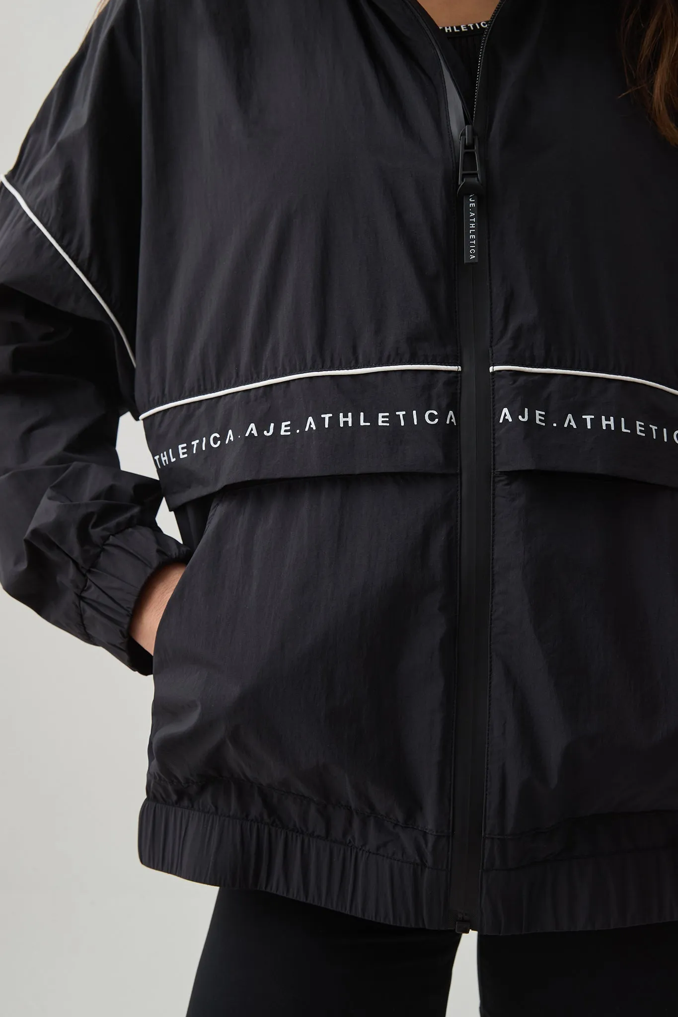 Light Weight Spray Jacket 774 sold by Aje product image thumbnail 4