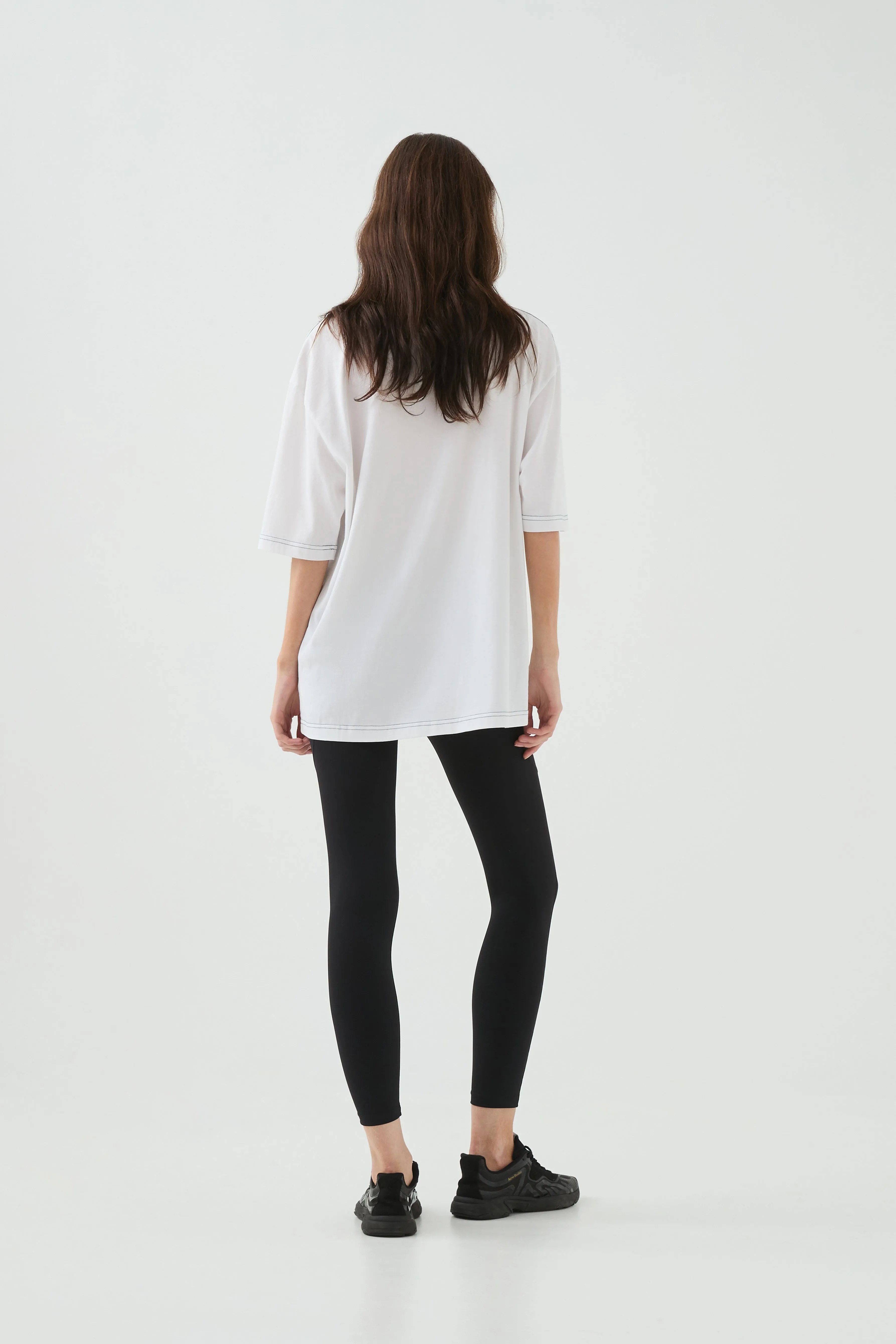 Graphic Logo Tee 102 sold by Aje product image thumbnail 4