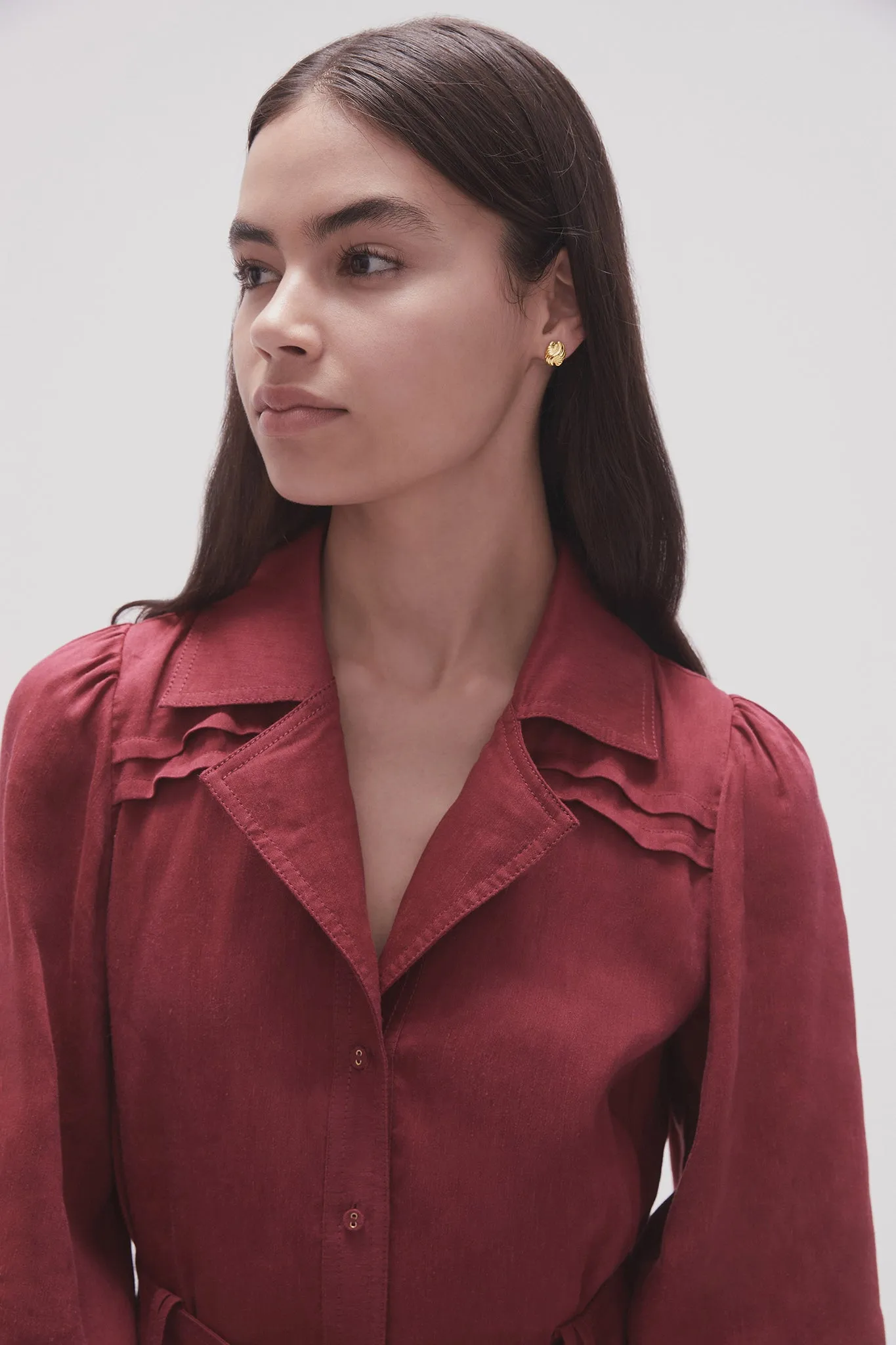 Alina Mini Clamshell Earring sold by Aje product image thumbnail 2