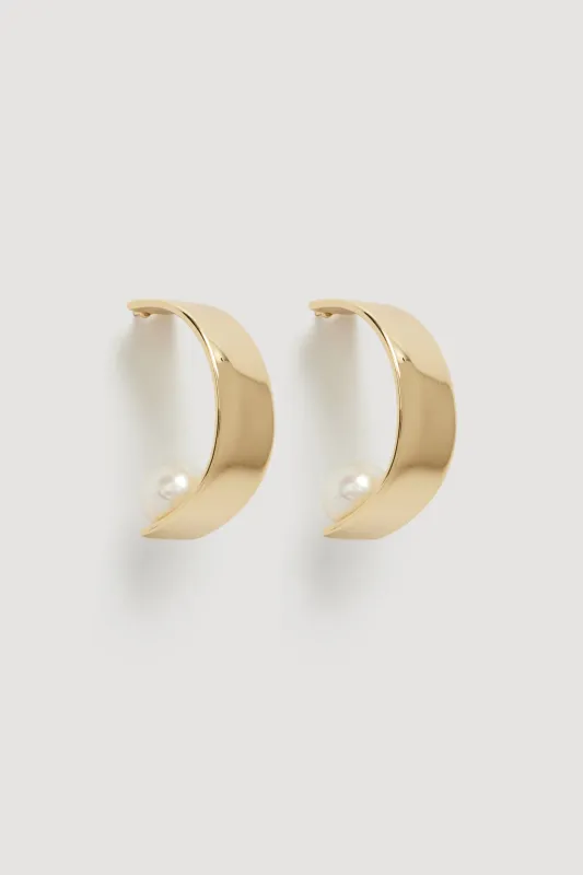 Kai Hoop sold by Aje