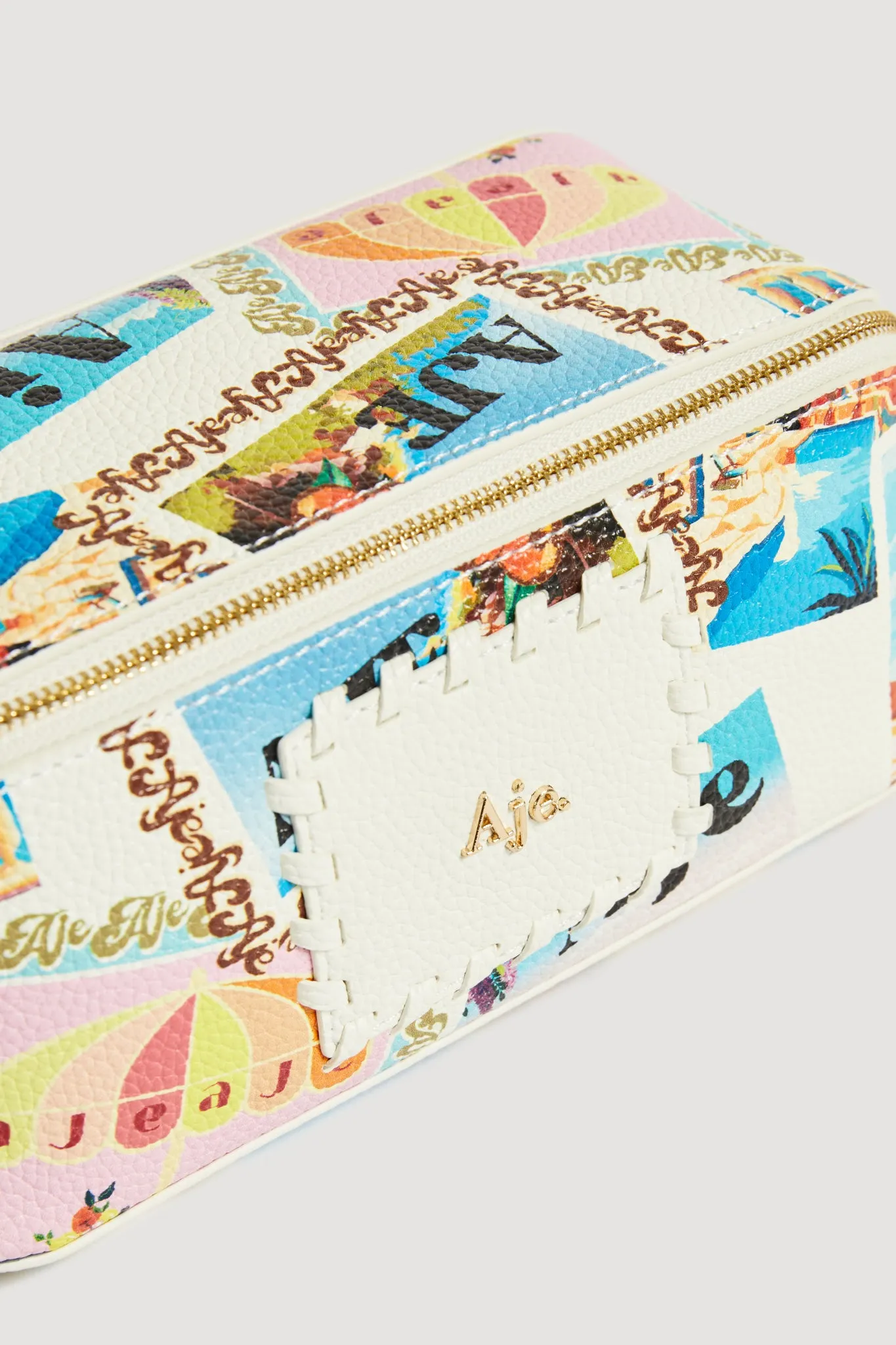 Cove Beauty Case sold by Aje product image thumbnail 2