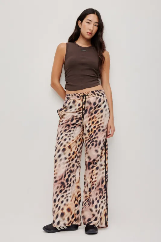 Spray Pant 512 sold by Aje