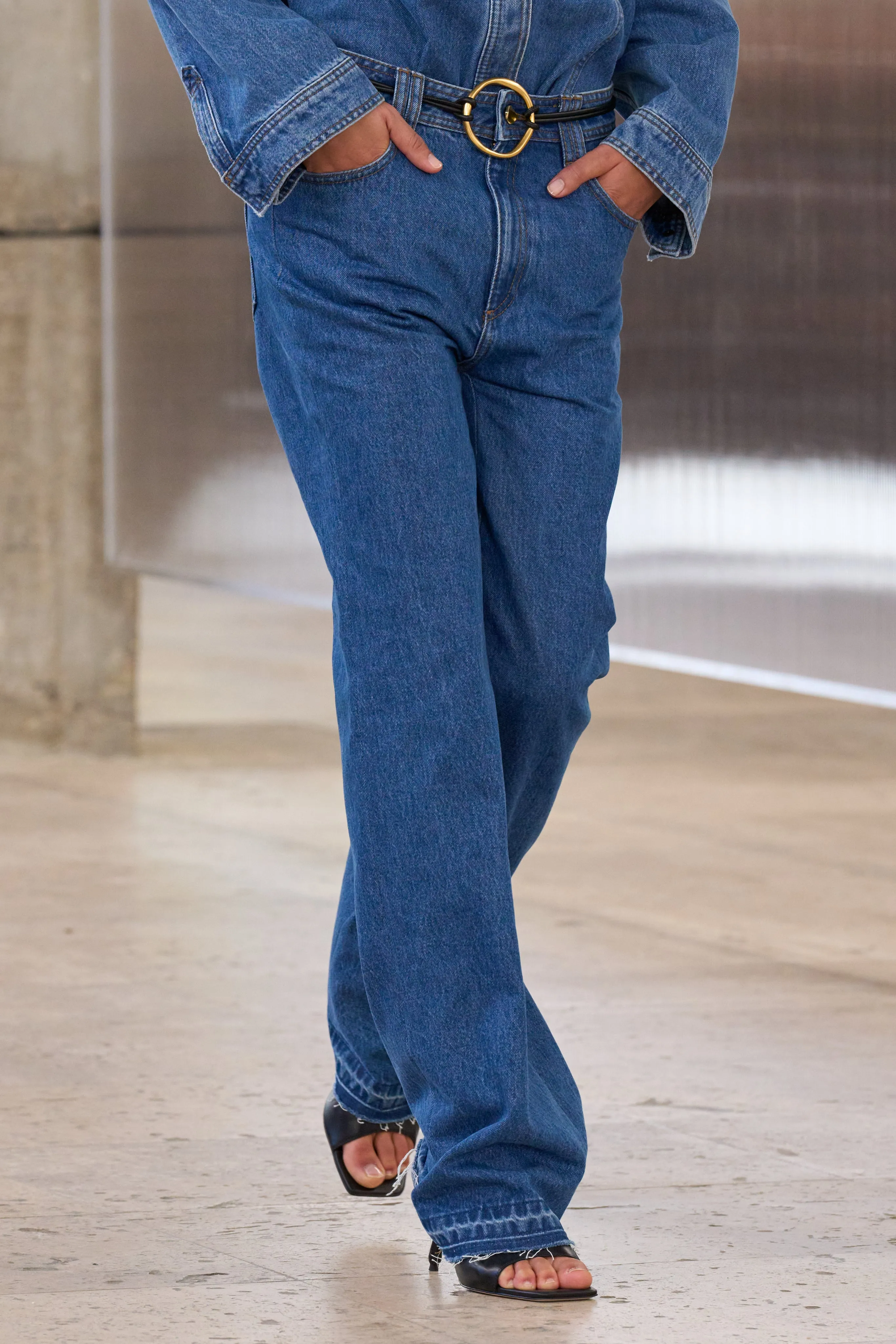 Elliot Jean sold by Aje