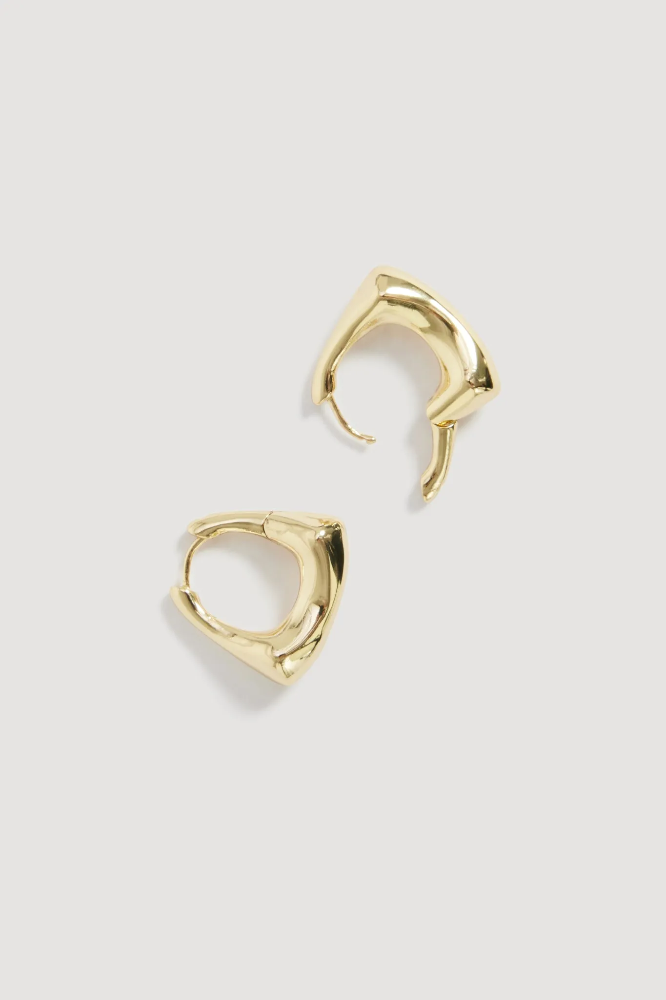 Zana Micro Earring sold by Aje product image thumbnail 2
