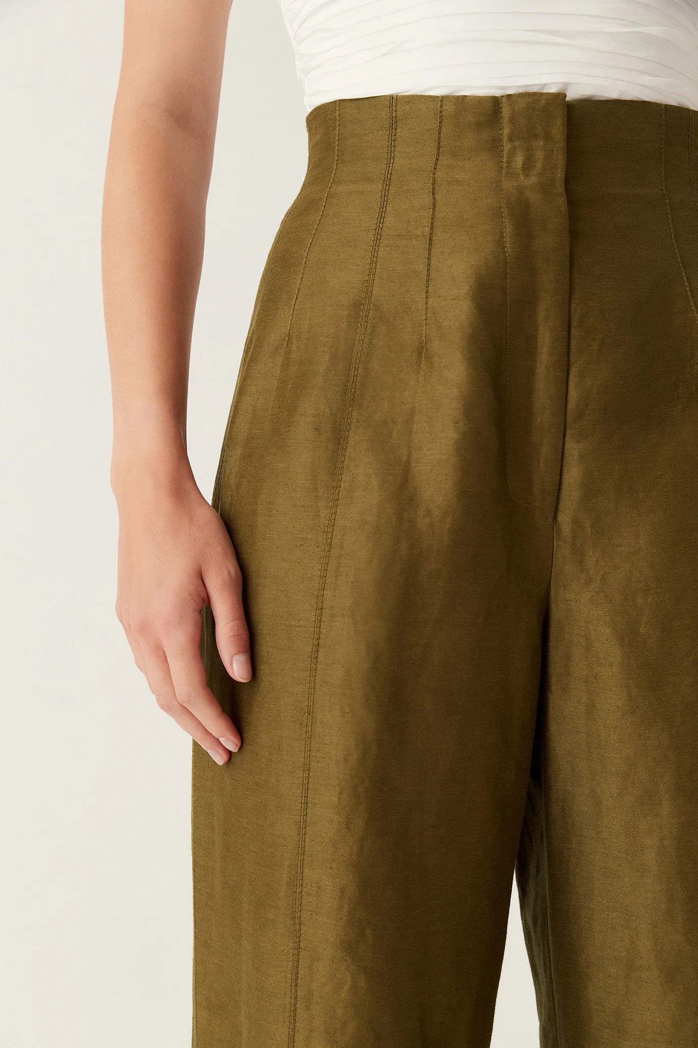 Theory Cinched Pant sold by Aje product image thumbnail 4