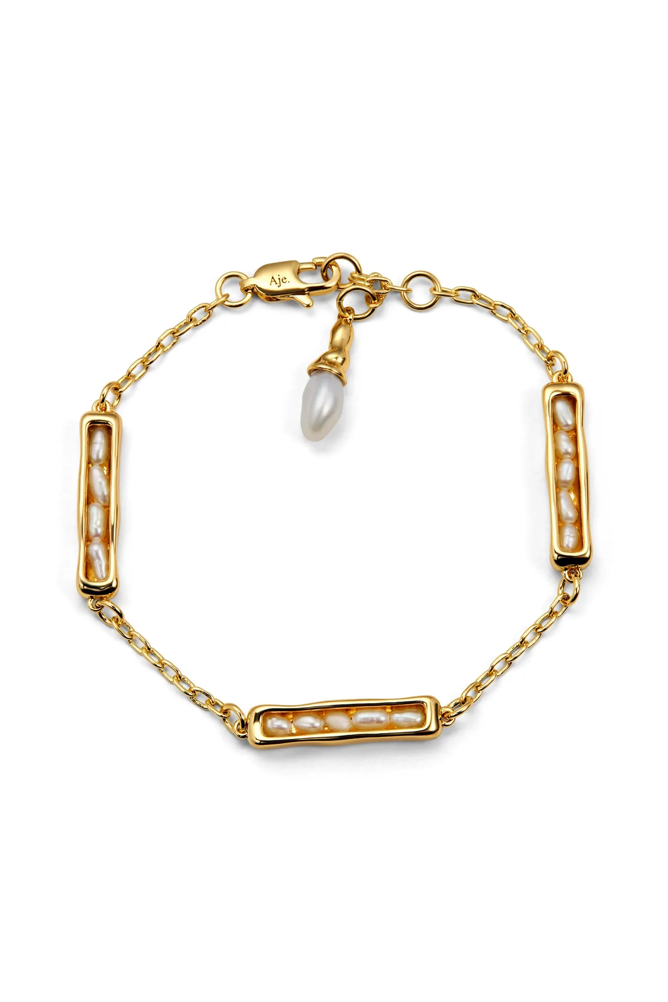 Iria Pearl Link Bracelet sold by Aje