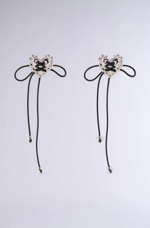 FEELIN FEMME EARRING IN SILVER sold by AKIRA