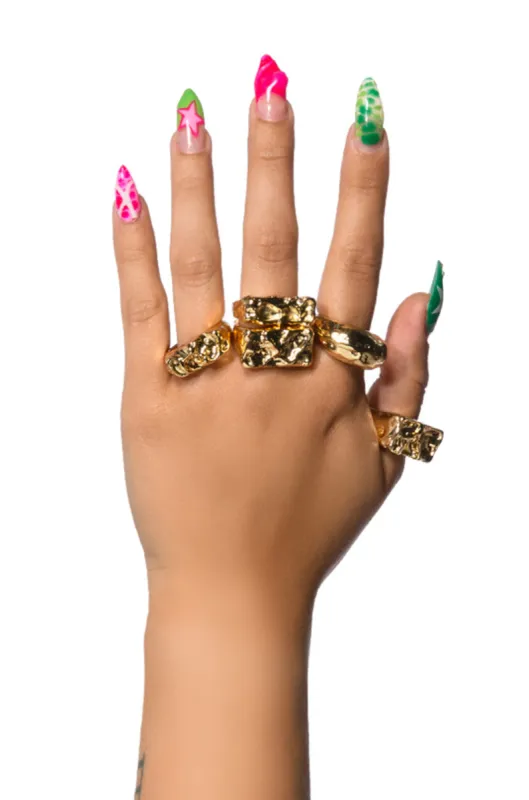 THE IT GIRL RING SET sold by AKIRA