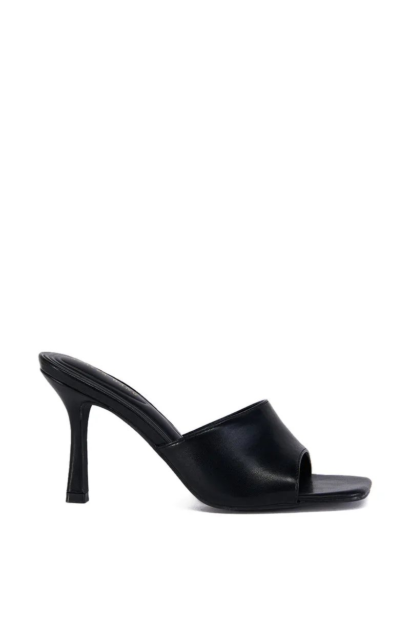 AZALEA WANG CAMILO BLACK SLIP ON SANDAL sold by AKIRA product image thumbnail 2