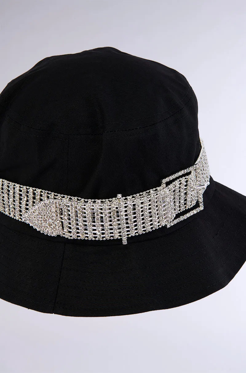 QUEEN BEE BUCKET HAT sold by AKIRA product image thumbnail 4