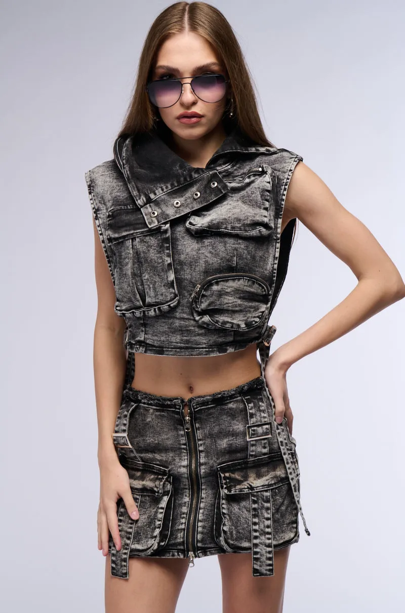 MODEL BEHAVIOR ACID WASH DENIM TOP sold by AKIRA product image thumbnail 2