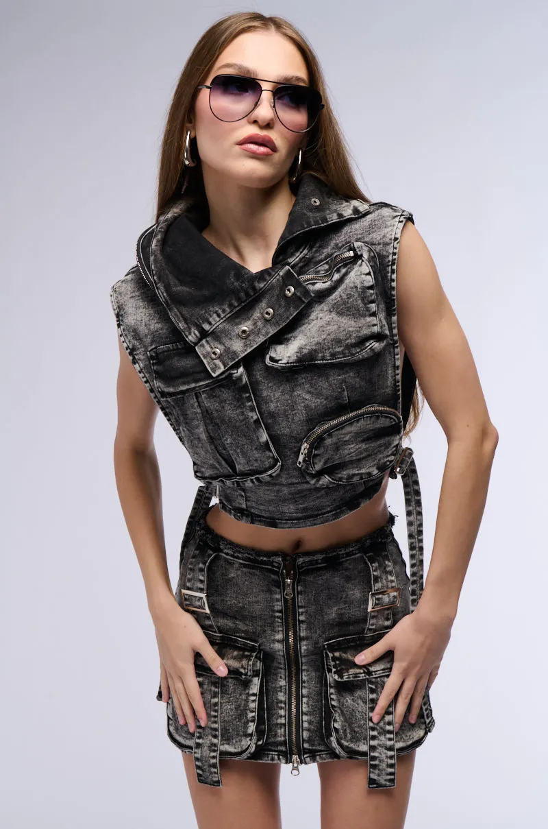 MODEL BEHAVIOR ACID WASH DENIM TOP sold by AKIRA product image thumbnail 3