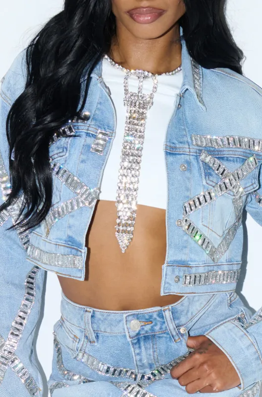 LET ME GET MY TIE NECKLACE sold by AKIRA