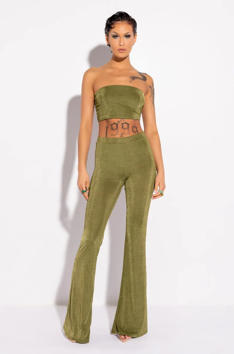 EASY TO WEAR BANDEAU TOP sold by AKIRA product image thumbnail 2