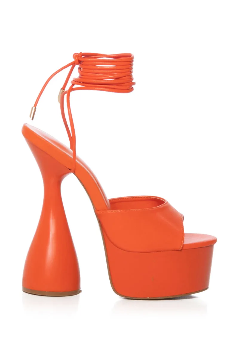 AZALEA WANG NEED TO KNOW CHUNKY SANDAL IN ORANGE sold by AKIRA product image thumbnail 5