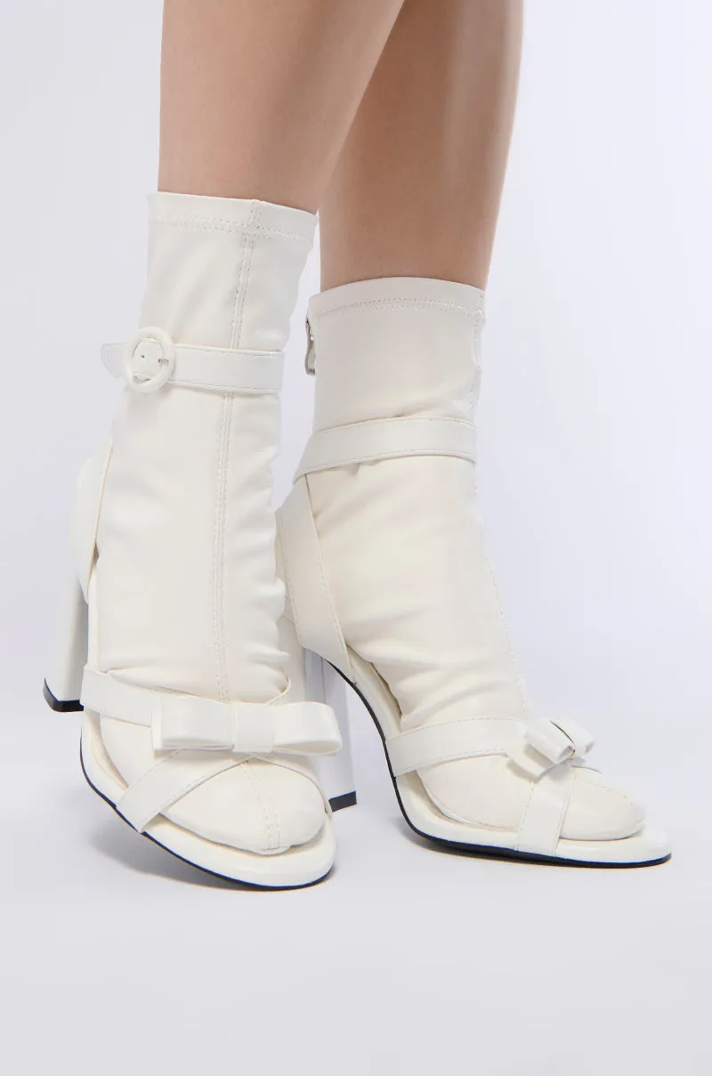 AZALEA WANG QUINLAN WHITE SOCK BOOTIE sold by AKIRA product image thumbnail 2