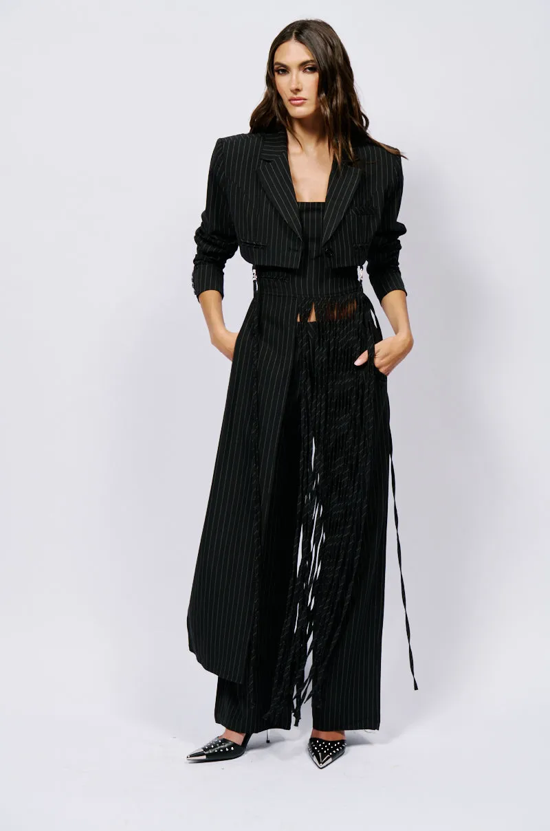 OVER THE TOP ELONGATED TANK IN BLACK sold by AKIRA product image thumbnail 4