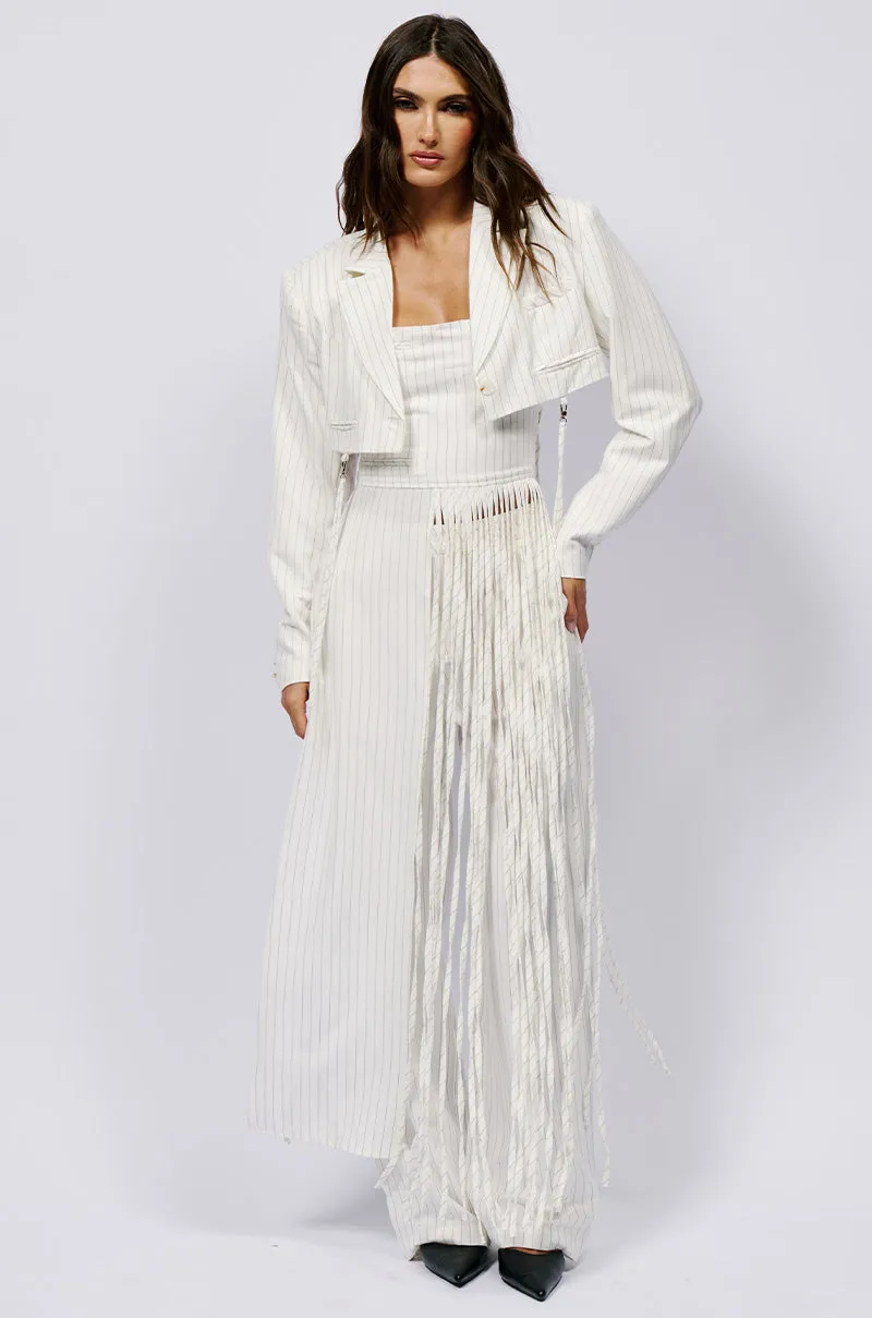 OVER THE TOP CROPPED BLAZER IN WHITE sold by AKIRA product image thumbnail 3