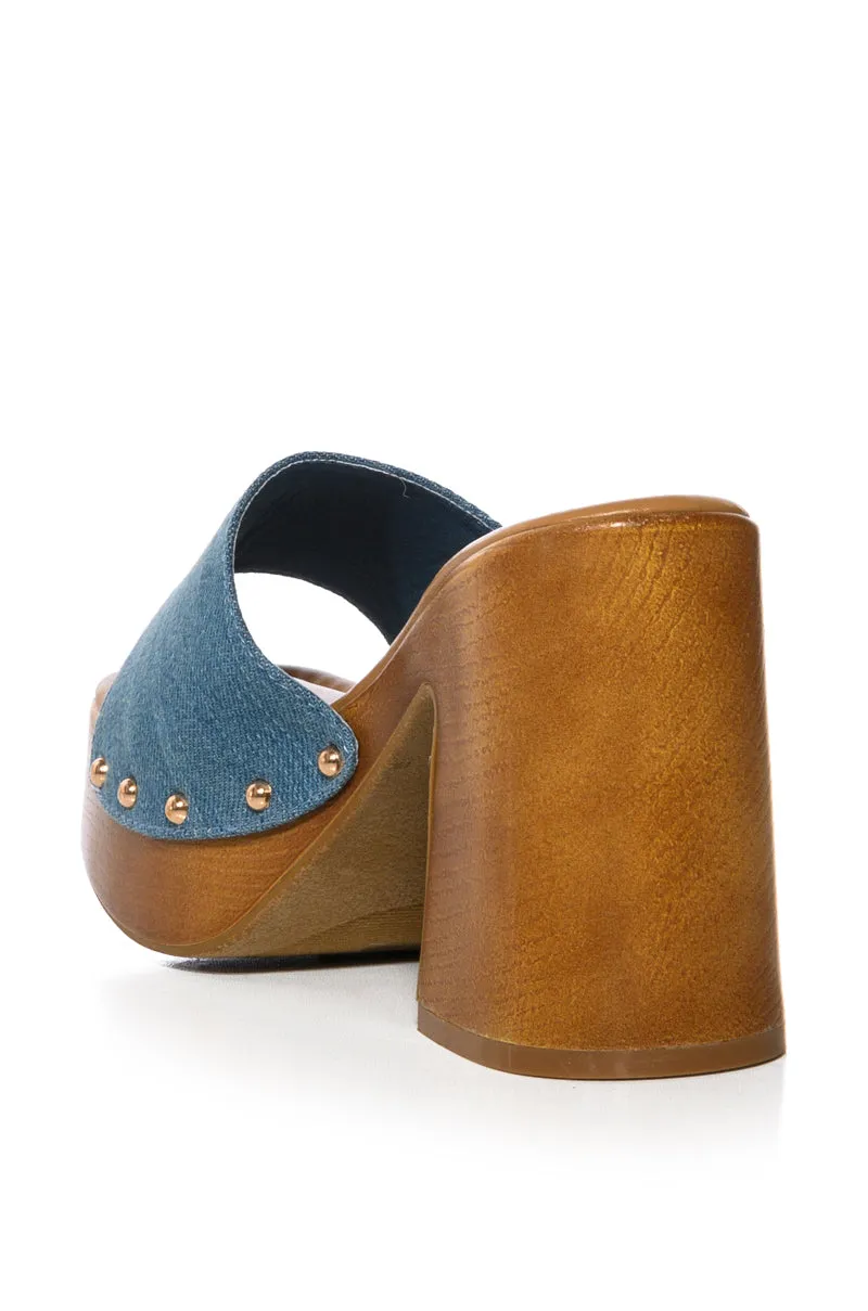 GROOVY CHUNKY PLATFORM SANDAL IN DENIM sold by AKIRA product image thumbnail 4