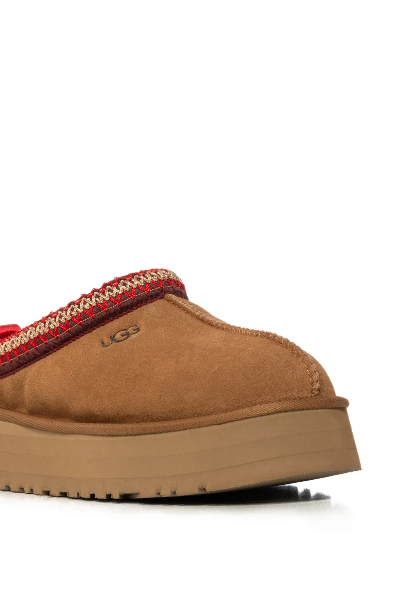 UGG TAZZ FLAT SLIPPER IN CHESTNUT sold by AKIRA product image thumbnail 5