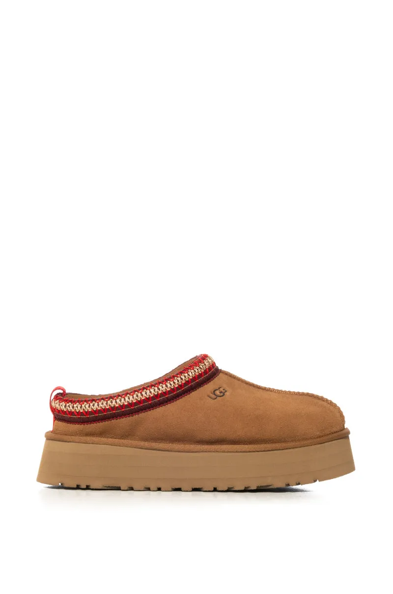 UGG TAZZ FLAT SLIPPER IN CHESTNUT sold by AKIRA product image thumbnail 2