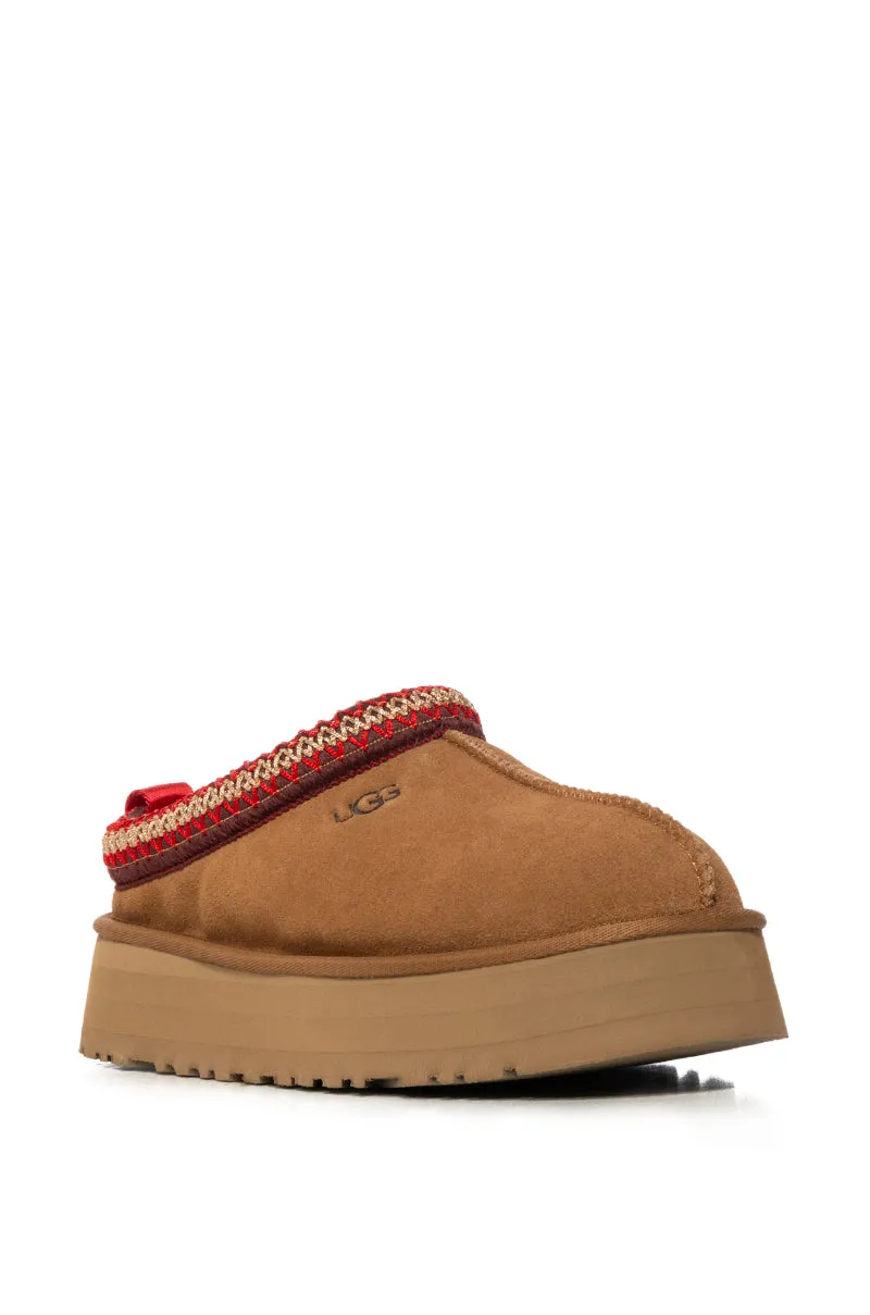 UGG TAZZ FLAT SLIPPER IN CHESTNUT sold by AKIRA product image thumbnail 3