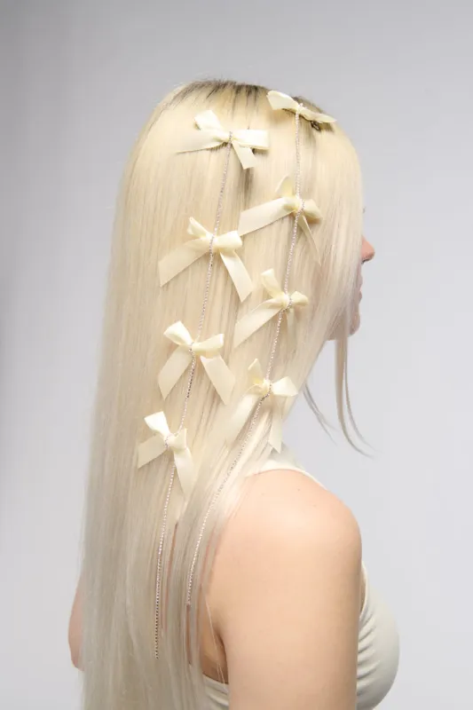 GIRLY VIBES HAIR CLIPS sold by AKIRA